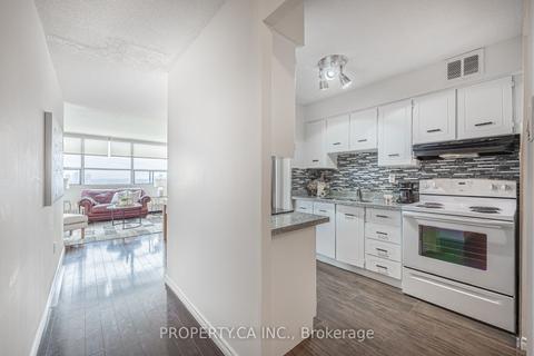 ph06 - 45 Sunrise Ave, Condo with 2 bedrooms, 1 bathrooms and 1 parking in Toronto ON | Card Image