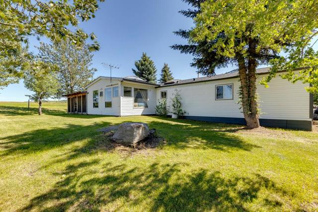 106006 242 Avenue W, House detached with 3 bedrooms, 2 bathrooms and 10 parking in Foothills County AB | Image 19