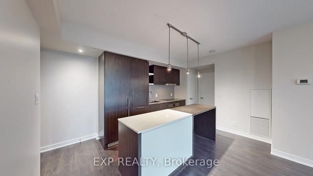 1001 - 100 Harbour St, Condo with 1 bedrooms, 1 bathrooms and 0 parking in Toronto ON | Image 6