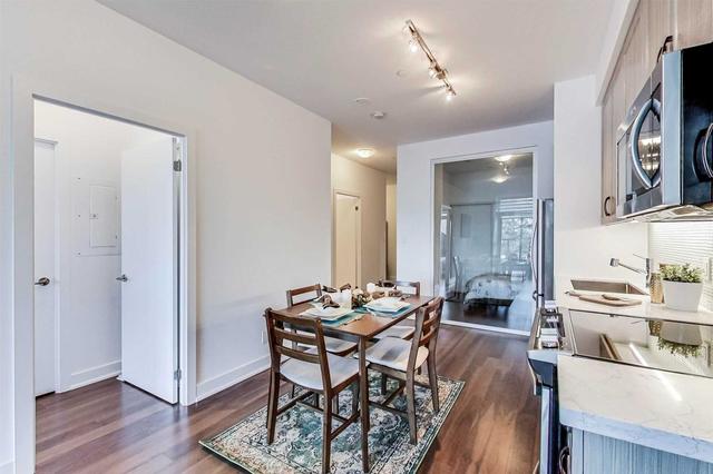 405 - 1486 Bathurst St, Condo with 2 bedrooms, 2 bathrooms and 1 parking in Toronto ON | Image 5