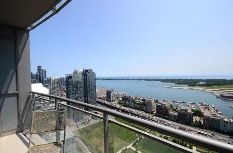 3507 - 21 Iceboat Terr, Condo with 1 bedrooms, 1 bathrooms and 1 parking in Toronto ON | Image 7