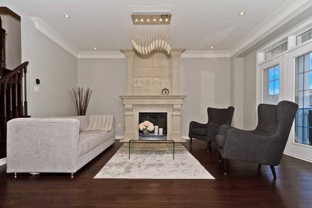 14 Vaudeville Dr, House semidetached with 4 bedrooms, 4 bathrooms and 1 parking in Toronto ON | Image 3