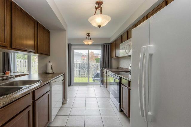 81 - 2350 Grand Ravine Dr, Townhouse with 3 bedrooms, 2 bathrooms and 1 parking in Oakville ON | Image 9