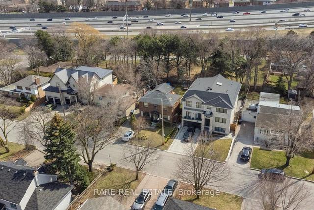 11 Luverne Ave, House detached with 5 bedrooms, 2 bathrooms and 10 parking in Toronto ON | Image 15