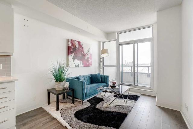 2001 - 17 Zorra St, Condo with 1 bedrooms, 1 bathrooms and 0 parking in Toronto ON | Image 8