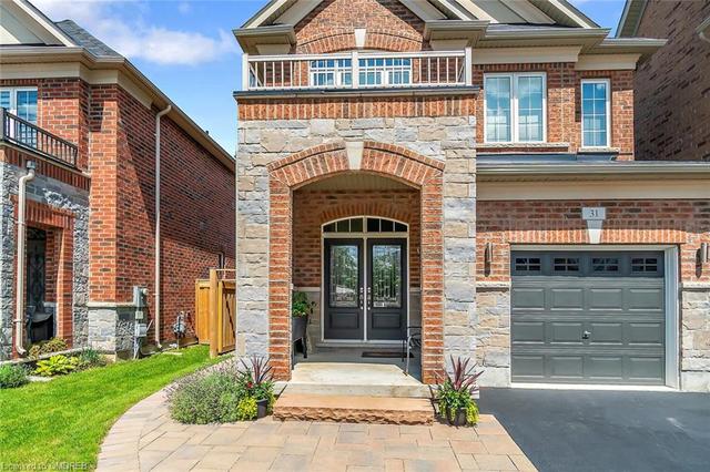 31 Upper Canada Court, House detached with 4 bedrooms, 2 bathrooms and 4 parking in Halton Hills ON | Image 3