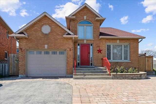10 Lord Crt, House detached with 3 bedrooms, 4 bathrooms and 4 parking in Hamilton ON | Image 1