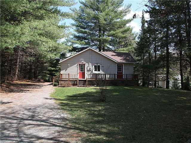 38 Beachli Lane, House detached with 2 bedrooms, 2 bathrooms and 3 parking in Kawartha Lakes ON | Image 1