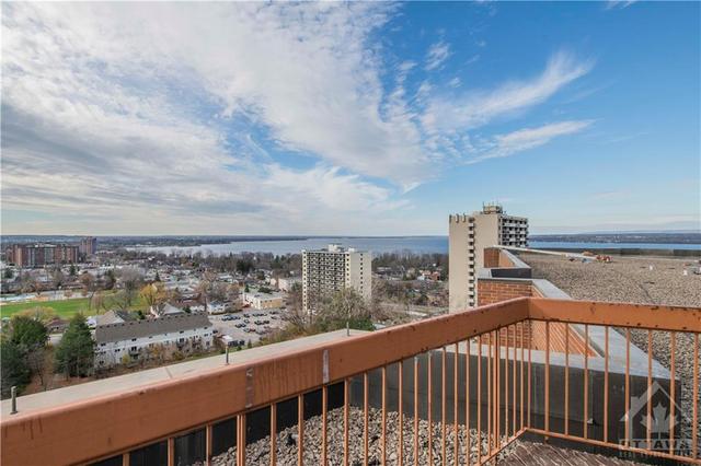 1112 - 2871 Richmond Road, Condo with 2 bedrooms, 2 bathrooms and 1 parking in Ottawa ON | Image 27