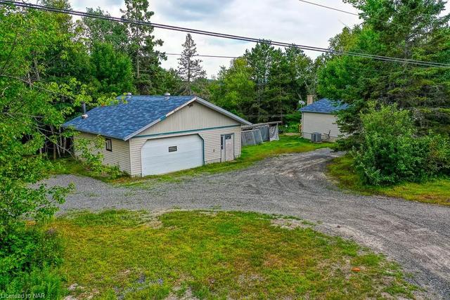 304 Black Lake Road, House detached with 3 bedrooms, 1 bathrooms and 6 parking in Greater Sudbury ON | Image 24