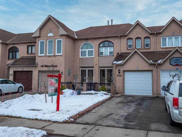 104 Richwood Cres, House attached with 3 bedrooms, 3 bathrooms and 3 parking in Brampton ON | Image 24