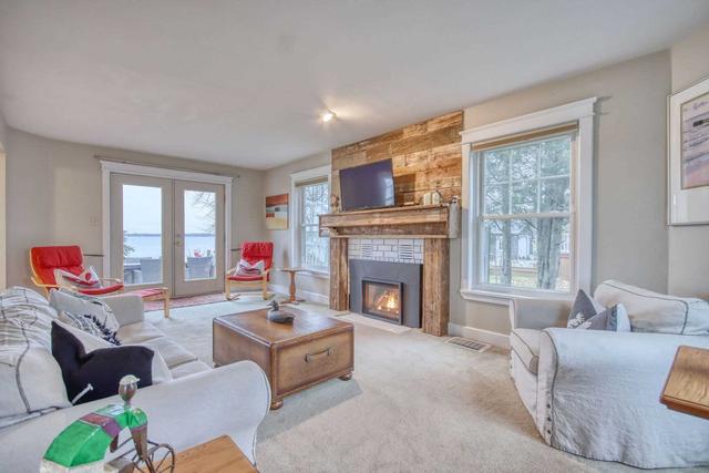 223 Prinyers Cove Cres, House detached with 3 bedrooms, 2 bathrooms and 4 parking in Prince Edward County ON | Image 38