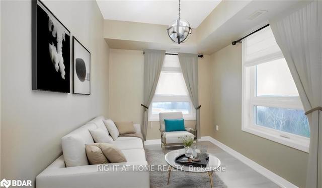 602 - 5 Chef Lane, Condo with 3 bedrooms, 2 bathrooms and 1 parking in Barrie ON | Image 2