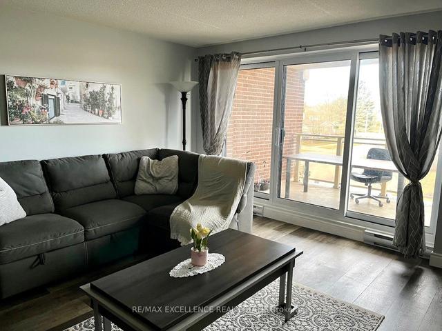 307 - 8 Christopher Crt, Condo with 2 bedrooms, 2 bathrooms and 1 parking in Guelph ON | Image 19