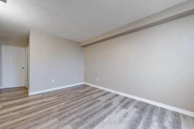 1201 - 4 Lisa St, Condo with 3 bedrooms, 2 bathrooms and 1 parking in Brampton ON | Image 13