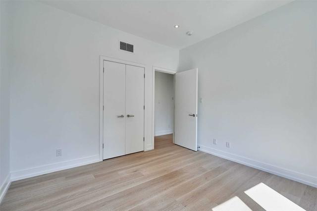 upper - 2476 Yonge St, Condo with 3 bedrooms, 1 bathrooms and 0 parking in Toronto ON | Image 10