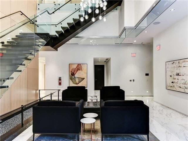 1702 - 101 Erskine Ave, Condo with 2 bedrooms, 2 bathrooms and 1 parking in Toronto ON | Image 5