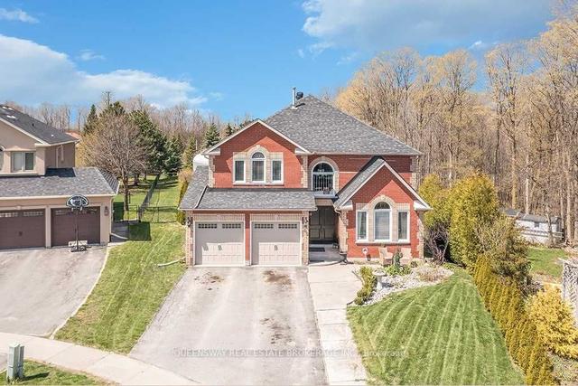 69 Cityview Circ, House detached with 5 bedrooms, 5 bathrooms and 6 parking in Barrie ON | Image 2