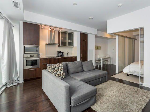 404 - 14 York St, Condo with 1 bedrooms, 1 bathrooms and null parking in Toronto ON | Image 12