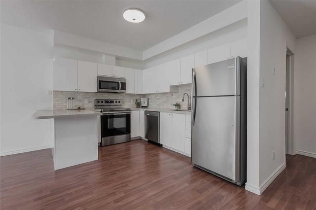 110 - 135 James St S, Condo with 3 bedrooms, 2 bathrooms and 0 parking in Hamilton ON | Image 2