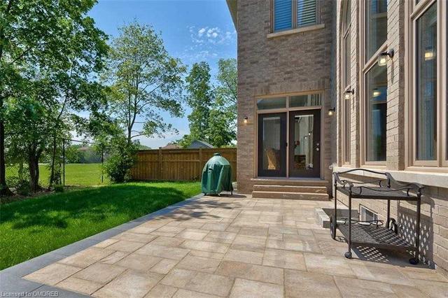 342 Tudor Ave, House detached with 4 bedrooms, 5 bathrooms and 4 parking in Oakville ON | Image 25