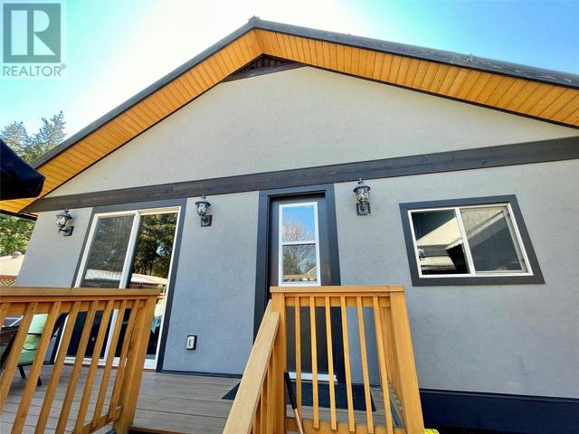 230 White Pine Crescent, House detached with 3 bedrooms, 2 bathrooms and 3 parking in Sicamous BC | Image 40