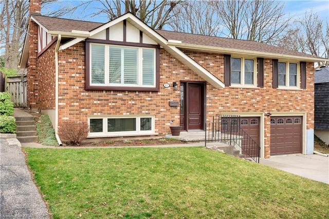 107 Sandsprings Crescent, House detached with 4 bedrooms, 2 bathrooms and 5 parking in Kitchener ON | Image 23