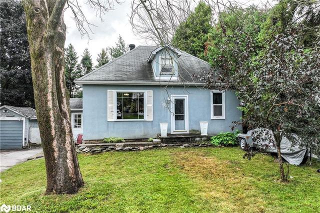 343 Linwood Avenue, House detached with 3 bedrooms, 2 bathrooms and 7 parking in Orillia ON | Image 1