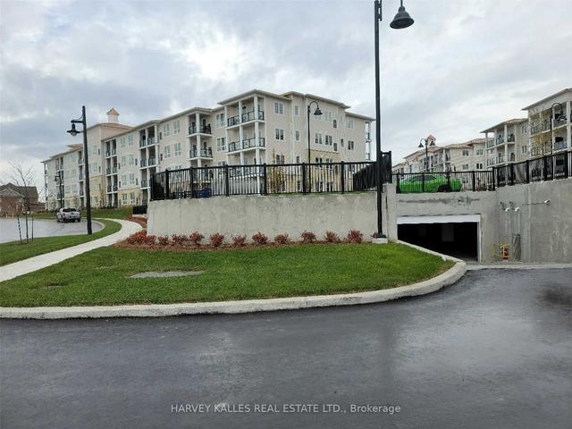 406 - 50 Lakebreeze Dr, Condo with 3 bedrooms, 2 bathrooms and 2 parking in Clarington ON | Image 12