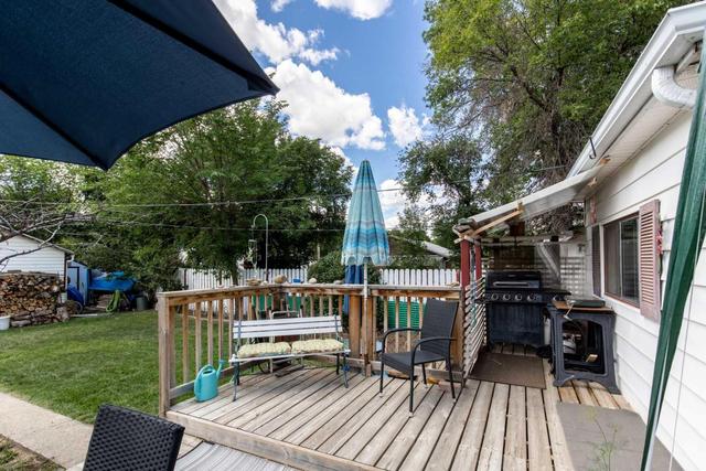 1019 Dominion Street Se, House detached with 2 bedrooms, 1 bathrooms and 3 parking in Medicine Hat AB | Image 27