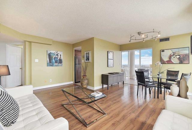 1024 - 11753 Sheppard Ave E, Condo with 2 bedrooms, 2 bathrooms and 2 parking in Toronto ON | Image 2
