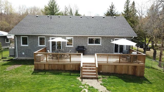 4 Alexander Ave, House detached with 3 bedrooms, 3 bathrooms and 6 parking in Kawartha Lakes ON | Image 28