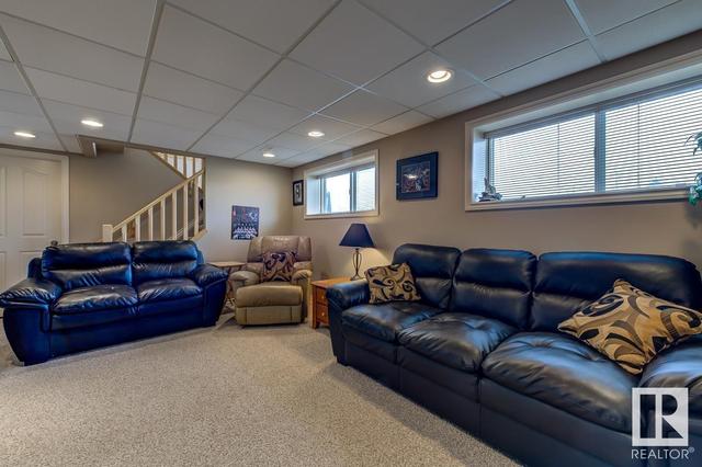 27 Corinthia Dr, House detached with 5 bedrooms, 1 bathrooms and 6 parking in Leduc AB | Image 37