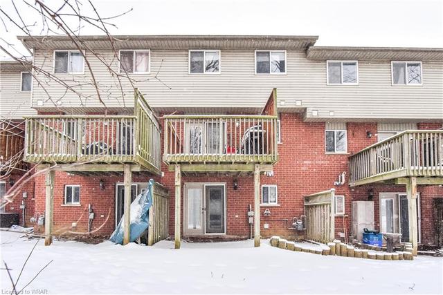 60 - 235 Saginaw Parkway, House attached with 4 bedrooms, 1 bathrooms and 1 parking in Cambridge ON | Image 40