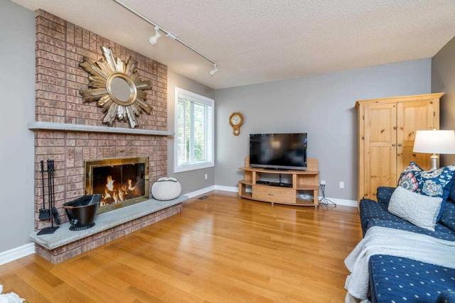 31 Eaton St, House detached with 4 bedrooms, 3 bathrooms and 2 parking in Halton Hills ON | Image 5