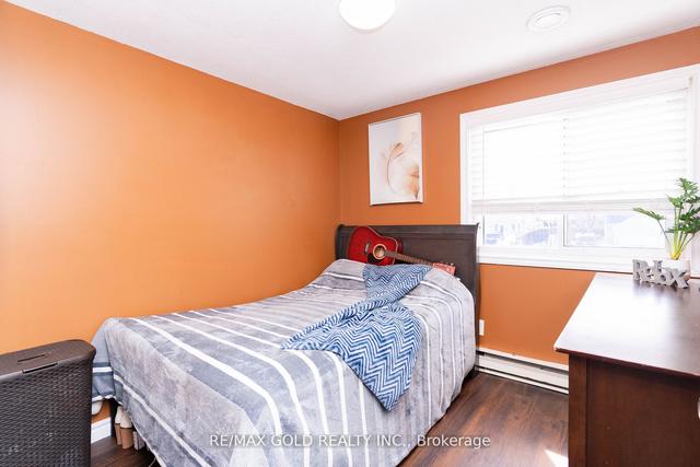 3 Jennifer Sq, House detached with 3 bedrooms, 2 bathrooms and 2 parking in Brampton ON | Image 17