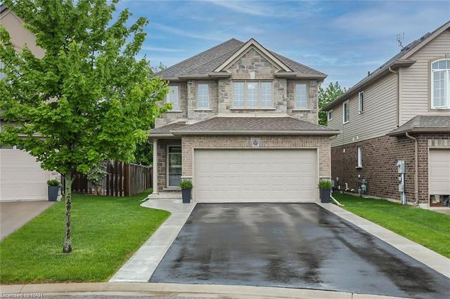 6480 Armelina Crescent, House detached with 3 bedrooms, 2 bathrooms and 4 parking in Niagara Falls ON | Image 1