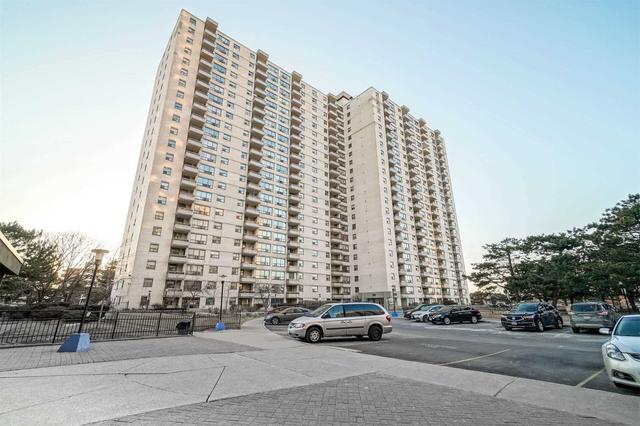114 - 390 Dixon Rd, Condo with 3 bedrooms, 2 bathrooms and 1 parking in Toronto ON | Image 24