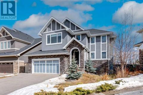 68 Westland Crescent Sw, House detached with 3 bedrooms, 3 bathrooms and 4 parking in Calgary AB | Card Image
