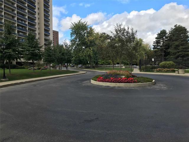 904 - 812 Burnhamthorpe Rd, Condo with 2 bedrooms, 2 bathrooms and 1 parking in Toronto ON | Image 23