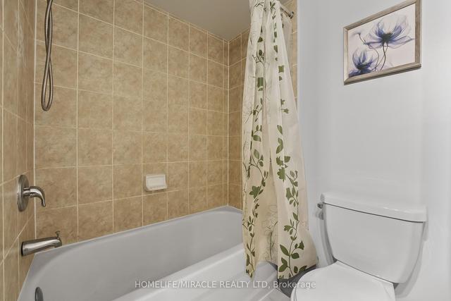 80 Magdalene Cres, House attached with 3 bedrooms, 3 bathrooms and 3 parking in Brampton ON | Image 27