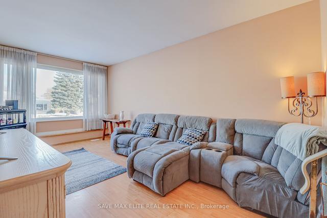 3 Northwood Dr, House detached with 3 bedrooms, 2 bathrooms and 6 parking in Brampton ON | Image 23