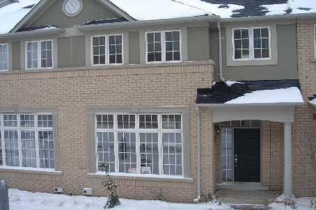 79 Legends Way, Townhouse with 3 bedrooms, 3 bathrooms and 1 parking in Markham ON | Image 2