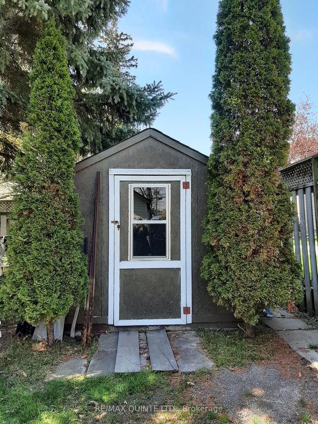 164 Herchimer Ave, House detached with 2 bedrooms, 1 bathrooms and 6 parking in Belleville ON | Image 27