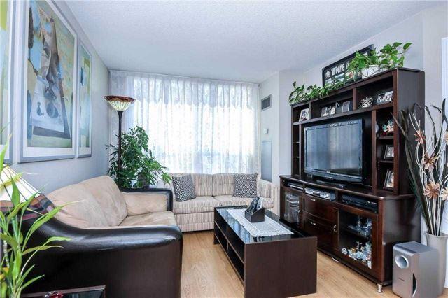 715 - 15 North Park Rd, Condo with 1 bedrooms, 1 bathrooms and 1 parking in Vaughan ON | Image 4