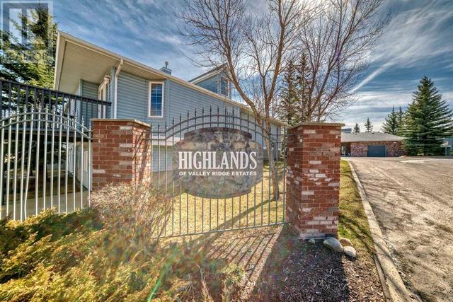 90 Valley Ridge Heights Nw, House attached with 2 bedrooms, 3 bathrooms and 4 parking in Calgary AB | Image 46