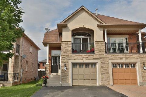 2307 Newcastle Cres, House semidetached with 1 bedrooms, 2 bathrooms and 2 parking in Oakville ON | Image 1