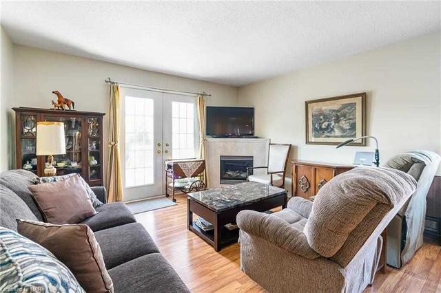 3907 Front St, House attached with 2 bedrooms, 3 bathrooms and 3 parking in Niagara Falls ON | Image 6