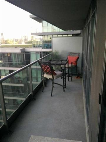 975 - 209 Fort York Blvd, Condo with 1 bedrooms, 1 bathrooms and 1 parking in Toronto ON | Image 6