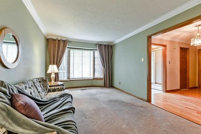 40 Ortona Dr, House detached with 4 bedrooms, 4 bathrooms and 4 parking in Brampton ON | Image 4
